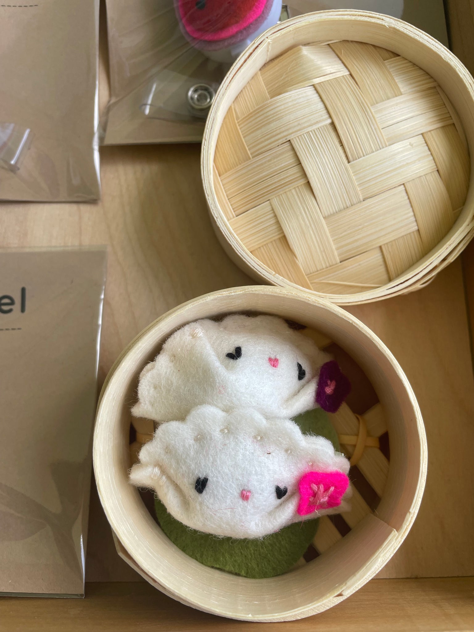 Kate's Custom Order 5/2025 : 3 Badge Reels + 1 Dumpling Clip Set in Steamer