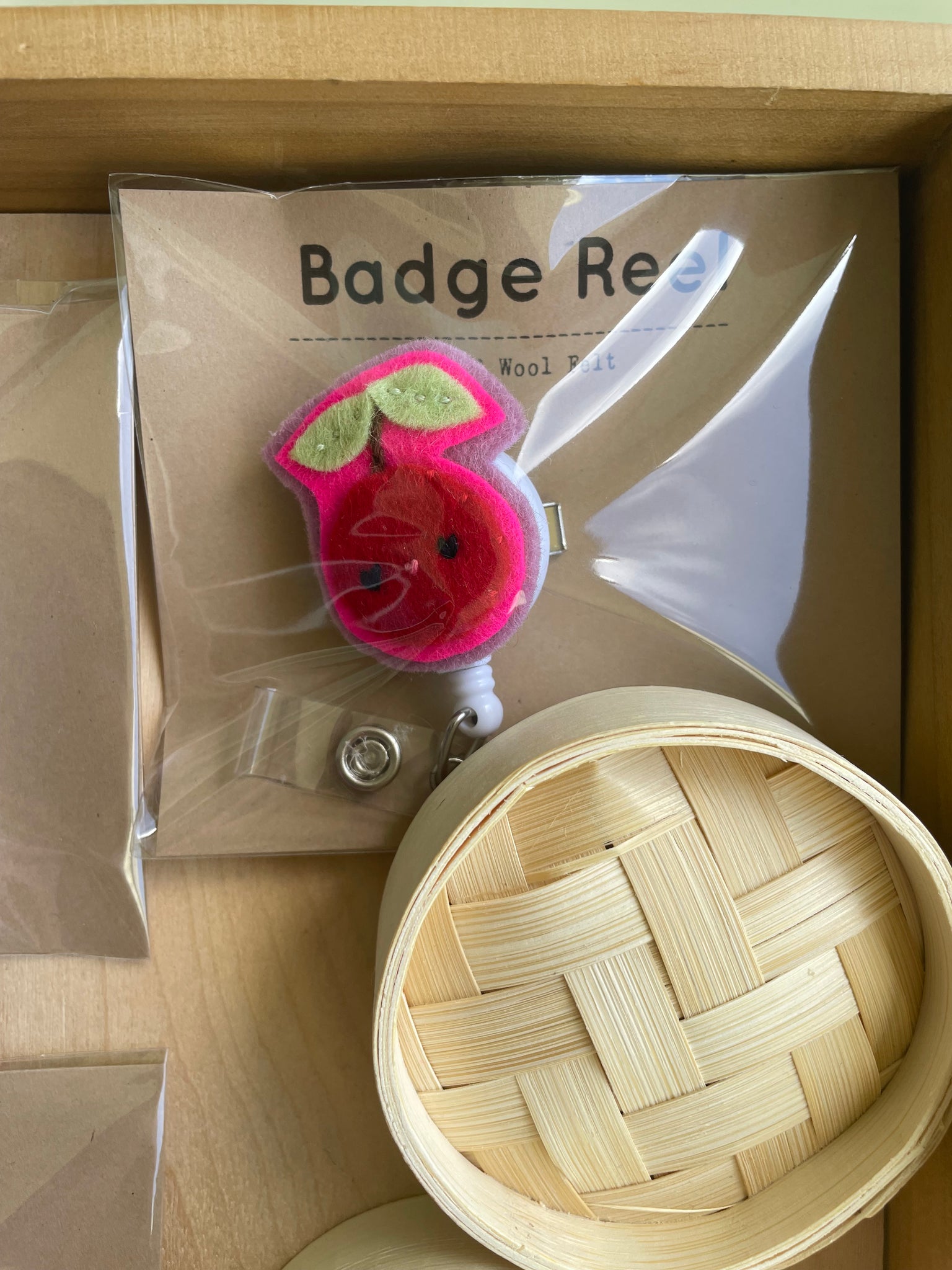 Kate's Custom Order 5/2025 : 3 Badge Reels + 1 Dumpling Clip Set in Steamer