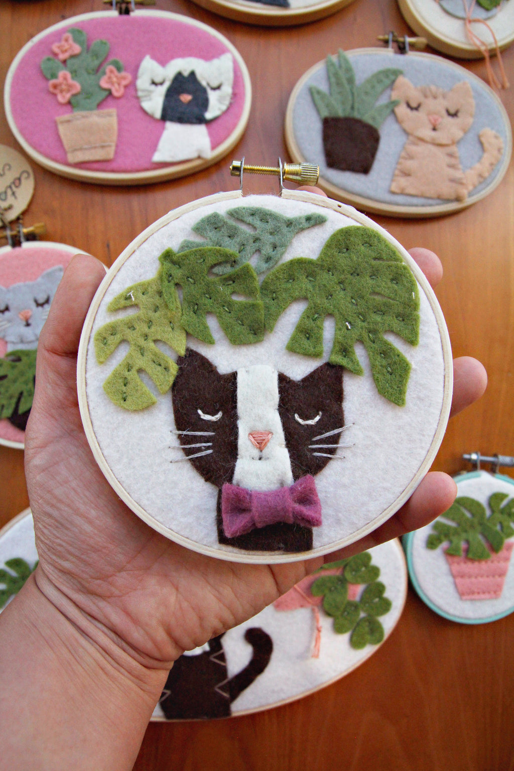 Embroidery Hoop Art – Catshy Crafts