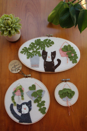 Mini Hanging Plant / 3 inch Embroidery Hoop Art / Cats and Plants Coll –  Catshy Crafts